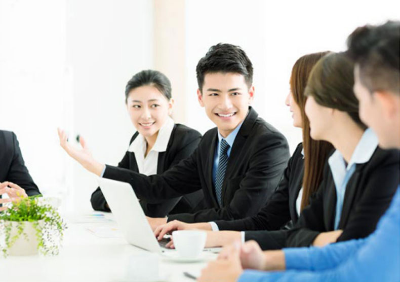 強(qiáng)：強(qiáng)服務(wù)大企業(yè)